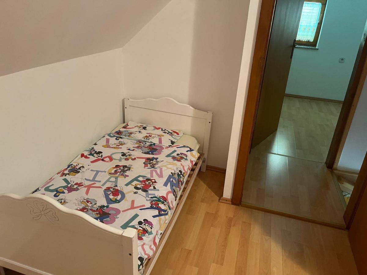 Holiday Home Dobrotin Vojnik Luaran gambar