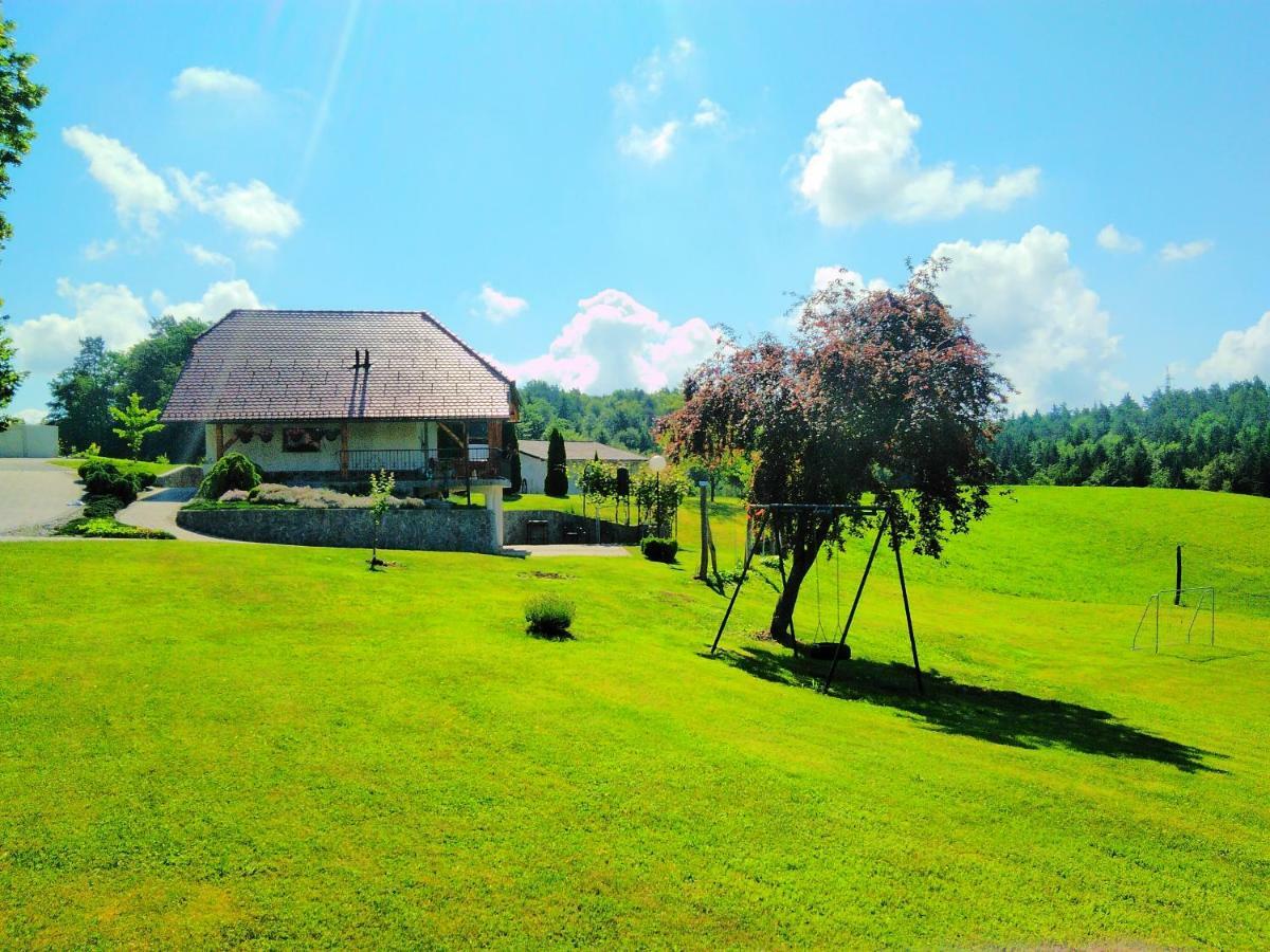 Holiday Home Dobrotin Vojnik Luaran gambar